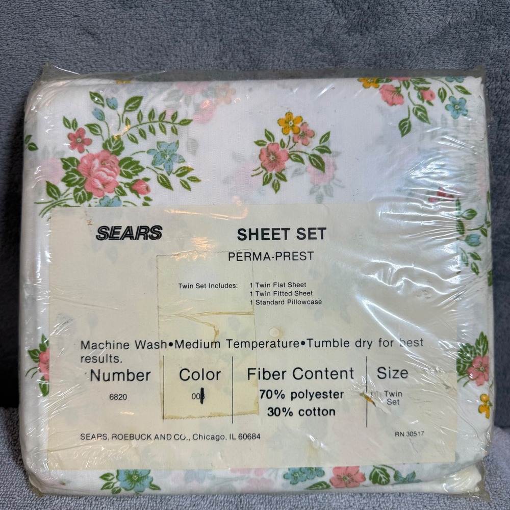 Vintage Sears Perma Prest Sheet Set Floral Twin Size 66 X 104 Style Number 6820
